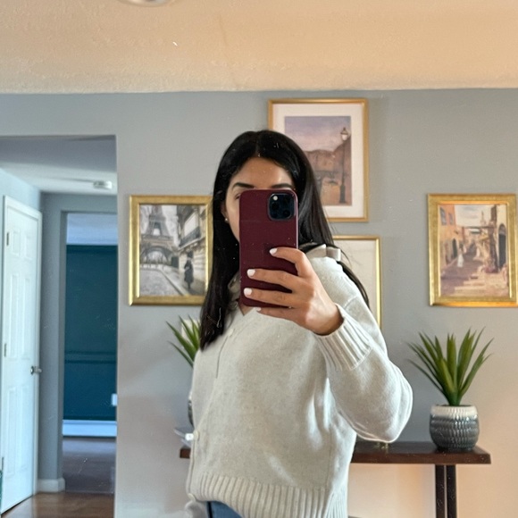 Club Monaco 100% Cashmere - Picture 5 of 8